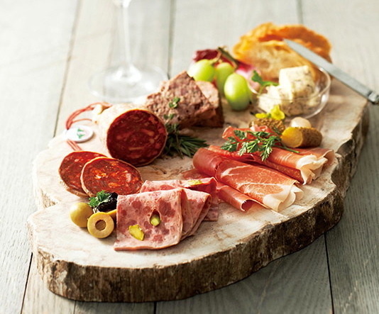 新宿伊勢丹で“肉のフランス展”開催。秘伝レシピをパリ3大肉職人ジル・ヴェロが日本で初再現！