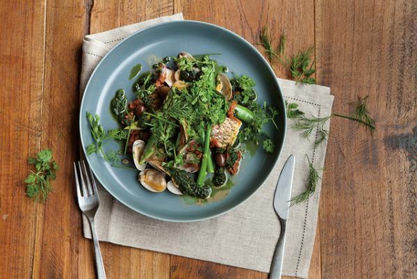 低糖質のパスタやロールケーキが期間限定で青山レクサスで味わえる。スイーツレシピは鎧塚シェフ考案