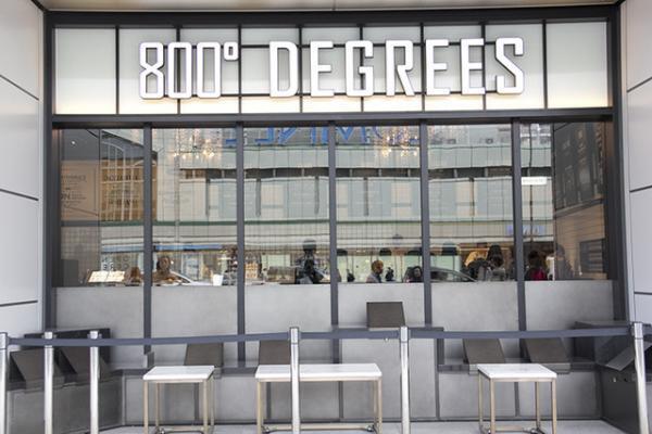 NEWoManのグルメゾーンがいよいよオープン！日本初進出のピザ店から朝4時まで営業するフードホールなど