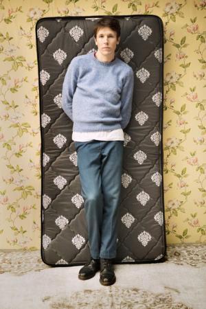 写真家ライアン・マッギンレー来日、17日IMAで本人と証明写真撮影イベント