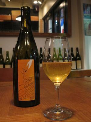 赤坂蚤の市 in アークヒルズ、過去最大の約90店舗が出店。アンティーク雑貨や家具、古着、ジュエリーなど