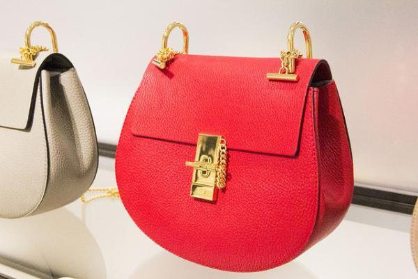 新宿伊勢丹にクロエの限定ブティック“CAFE DE CHLOE”オープン。デリシャスカラーの限定アイテムが登場