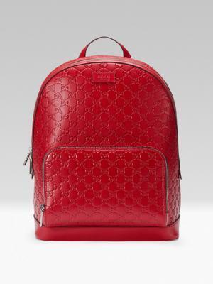 グッチがGGパターンを刻印した新感覚のシグネチャーバックを披露