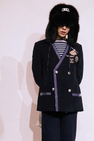 シャネル、ラグジュアリー×エコロジーで繋ぐファッションの未来【2016春夏クチュール】