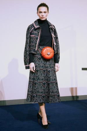 シャネル、ラグジュアリー×エコロジーで繋ぐファッションの未来【2016春夏クチュール】