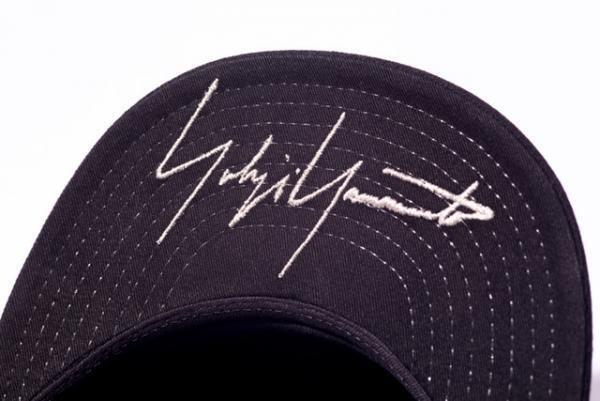 ヨウジヤマモト×ニューエラ、新作コラボキャップ＆バッグを発売