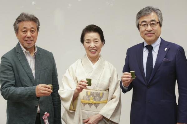 日本橋三越、京料亭「和久傳」の世界観を紹介。元首相・細川護煕の作品も展示販売