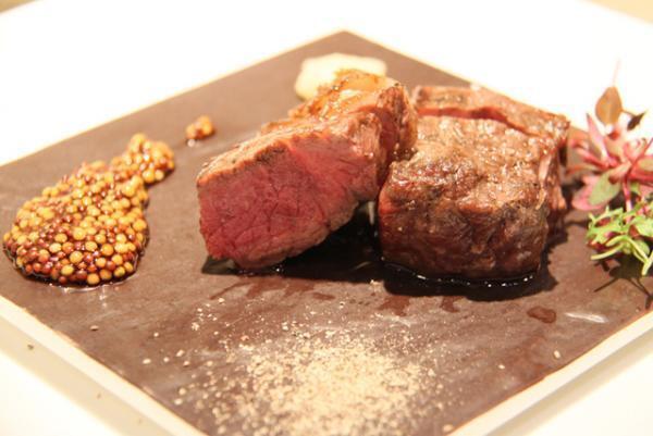 恵比寿に居ながら“グランピング”体験。一夜限定で秘密の野外レストランも