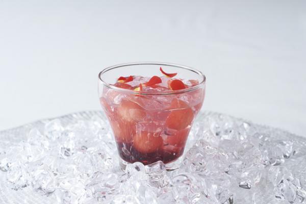 涼しげで宝石のような夏限定スイーツ！旬なマンゴーやシャインマスカット、スイカなど