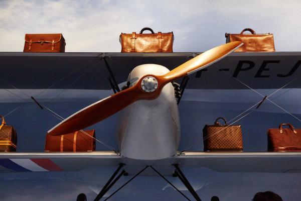 人類を旅へと誘うルイ・ヴィトンのルーツに迫る展覧会が開幕--空へ、海へ、彼方への旅路【Report--1/2】