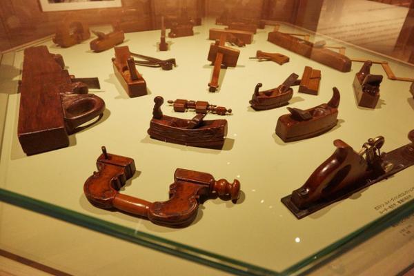 人類を旅へと誘うルイ・ヴィトンのルーツに迫る展覧会が開幕--空へ、海へ、彼方への旅路【Report--1/2】