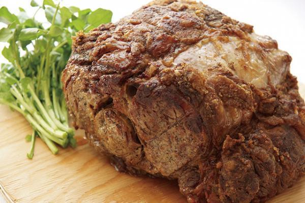 赤身肉の旨み凝縮、ジューシーなローストビーフ専門店が表参道ヒルズにオープン