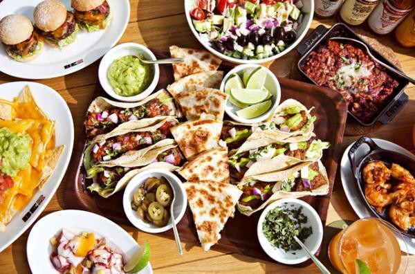 アンダーズ 東京でフレッシュチーズを味わう「スプリングチーズ マーケット」開催