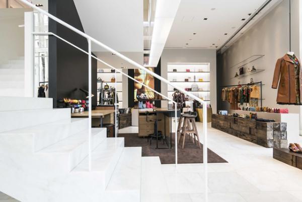 コーチ表参道がリニューアルオープン！30個限定の記念バッグも登場