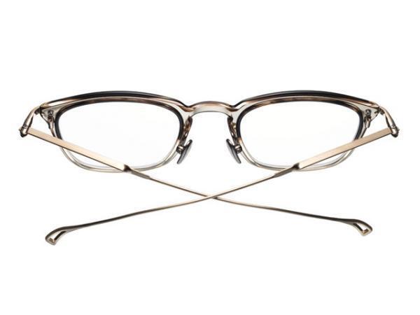 イッセイ ミヤケ×金子眼鏡の第2弾アイウエアコレクション、コンセプトは“色で遊ぶ”