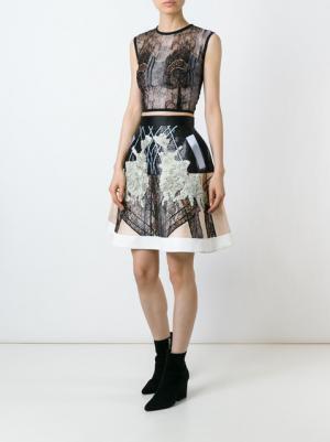 Farfetch限定、Style.comアラブ主催のコンペ受賞デザイナーによるコレクションを発売