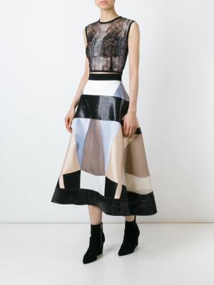 Farfetch限定、Style.comアラブ主催のコンペ受賞デザイナーによるコレクションを発売