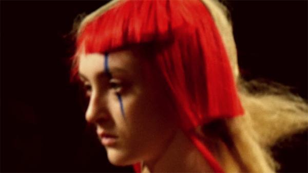 ヨウジヤマモト、2016春夏パリコレを追ったドキュメンタリーDVDを数量限定でプレゼント