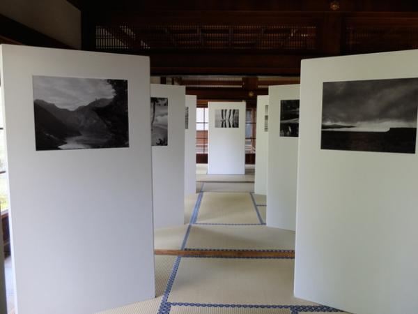 「KYOTOGRAPHIE2016」「オーダーメイド：それぞれの展覧会」と5月の京都はファッション関連アートイベントが充実