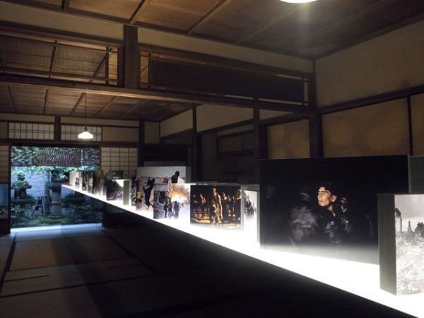 「KYOTOGRAPHIE2016」「オーダーメイド：それぞれの展覧会」と5月の京都はファッション関連アートイベントが充実