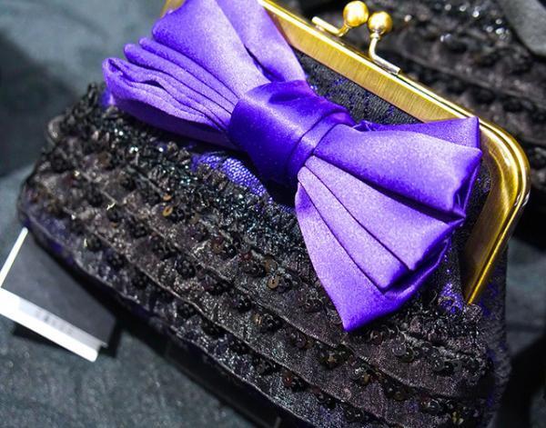 アナ スイ、新宿伊勢丹で“PARTY”テーマに限定アイテム発売。サングラス姿のハロー キティーとのコラボも！