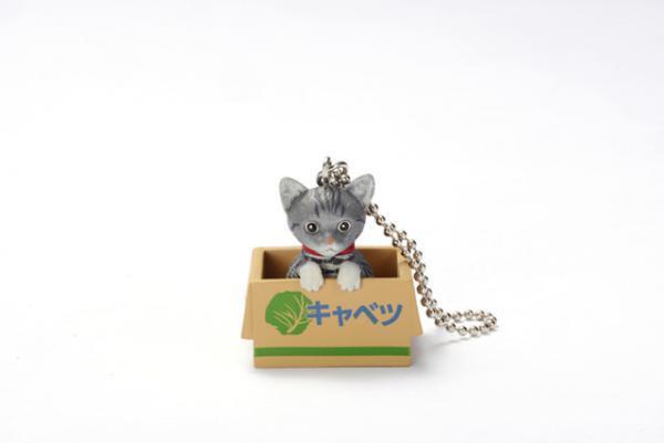 三越伊勢丹、猫の“縁結びマスコット”を発売。映画『世界から猫が消えたなら』公開記念のチャリティで