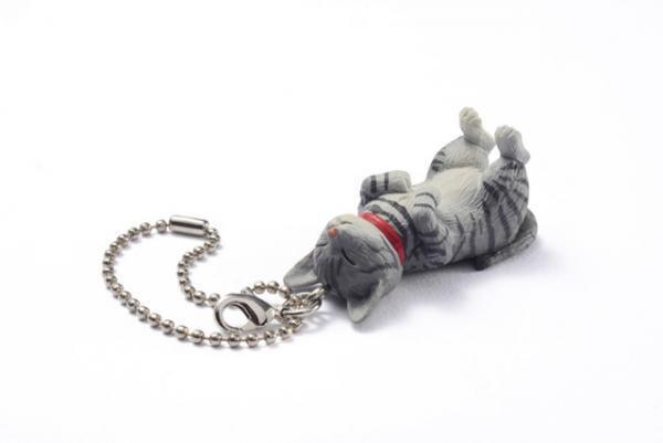 三越伊勢丹、猫の“縁結びマスコット”を発売。映画『世界から猫が消えたなら』公開記念のチャリティで