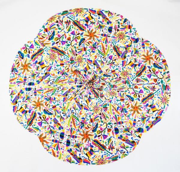 プリーツ プリーズ イッセイ ミヤケが、オープニングセレモニーでカプセルコレクションを限定発売