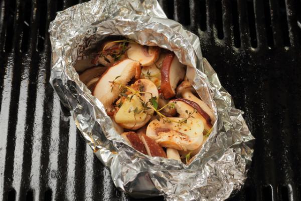 肉持ち込みOKプランも。 赤坂の夜景を眺めながら、ワンランク上の“手ぶらBBQ”