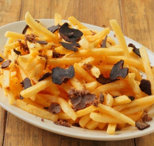 肉持ち込みOKプランも。 赤坂の夜景を眺めながら、ワンランク上の“手ぶらBBQ”