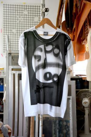 プーマ×スポークン ワーズ プロジェクト第2弾は“身にまとうアート”。世界でひとつだけのTシャツ＆スニーカー
