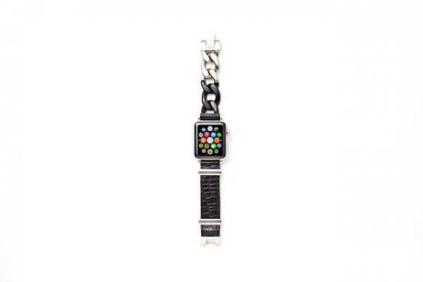 サカイ、Apple Watch専用ストラップを新宿伊勢丹で先行発売