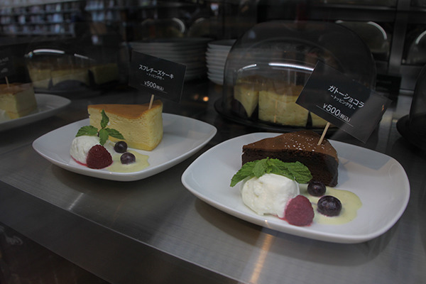 TSUTAYA誕生の地に“毎日行きたくなる”国内最大規模の「T-SITE」オープン！デジタルを駆使したサービスやママとキッズに嬉しいフロアも