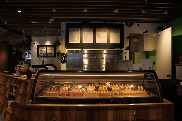 TSUTAYA誕生の地に“毎日行きたくなる”国内最大規模の「T-SITE」オープン！デジタルを駆使したサービスやママとキッズに嬉しいフロアも