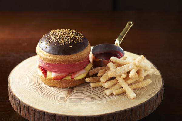 グランド ハイアット 東京、夏の新メニュー発表。今年は“アイスバーガー”に注目！