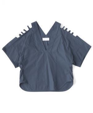 mameの黒河内真衣子、新宿伊勢丹で “ニューメキシコの夢”を服で表現。白緑の刺繍ドレスやブラウスの限定品も