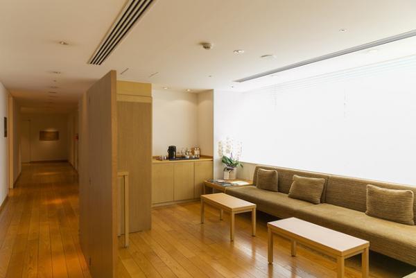 【サスティナブルな社会科見学】手作業で生まれた天然ヒノキパウダーで身体を芯から温める酵素浴に。循環する木の物語--vol.4