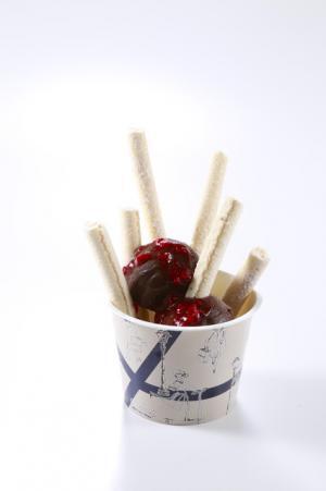 ジャン＝ポール・エヴァンが青空の下で食べたい2種類のアイスを発売