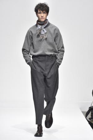 マーガレット・ハウエル、吉田カバンとの協業10周年で初期モデルをアップデート【16-17AWメンズ】