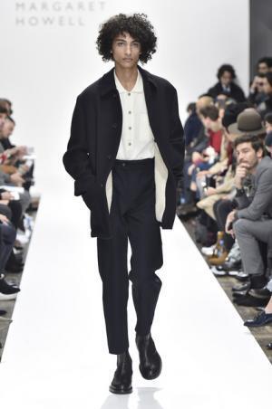 マーガレット・ハウエル、吉田カバンとの協業10周年で初期モデルをアップデート【16-17AWメンズ】