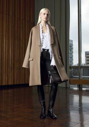 ジバンシィ バイ リカルド ティッシ、新アイコンバッグを新宿伊勢丹で先行発売