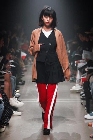 【ファッションの“未来”たちに聞く】瞬く間にTwitterで2000RTのルックが生まれた理由--デザイナー吉田圭佑--1/2