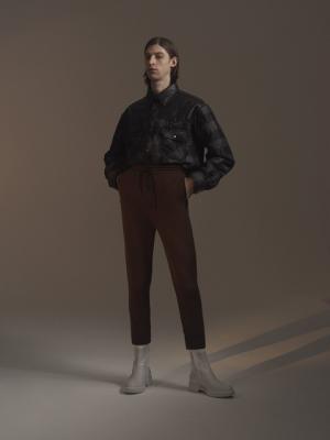 【ルック】バレンシアガの2016-17秋冬メンズは、ガーデニング用の洋服からインスピレーション