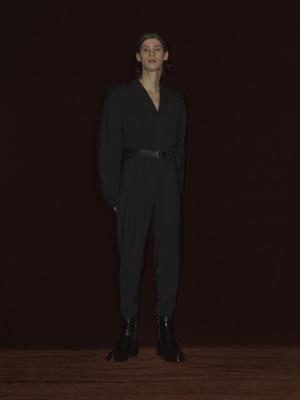 【ルック】バレンシアガの2016-17秋冬メンズは、ガーデニング用の洋服からインスピレーション