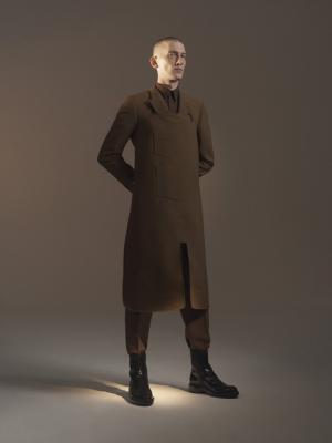 【ルック】バレンシアガの2016-17秋冬メンズは、ガーデニング用の洋服からインスピレーション