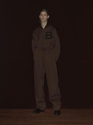 【ルック】バレンシアガの2016-17秋冬メンズは、ガーデニング用の洋服からインスピレーション