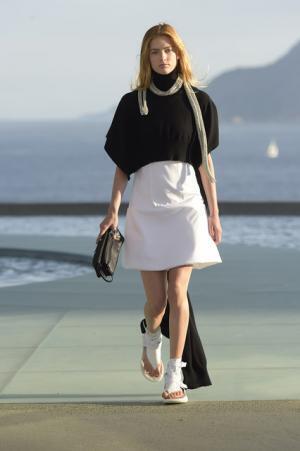 【ルック】ルイ・ヴィトン 2017クルーズ・コレクション、舞台はリオデジャネイロ