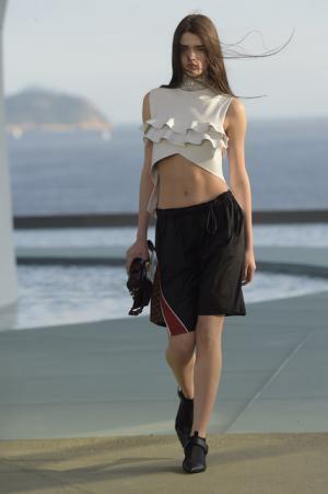 【ルック】ルイ・ヴィトン 2017クルーズ・コレクション、舞台はリオデジャネイロ