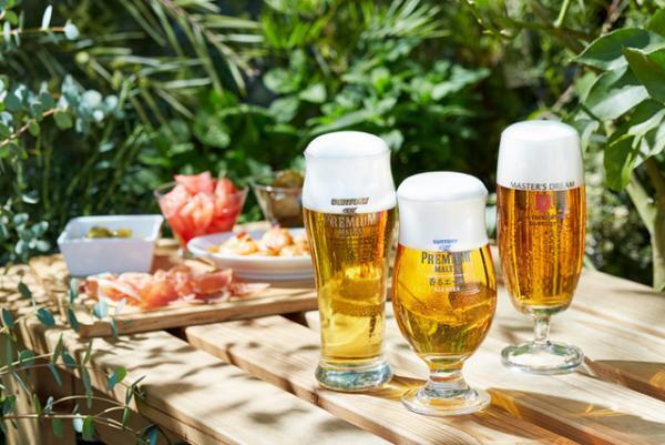 SOLSO FARMが提案する緑溢れる芝生ビアテラス、二子玉川ライズに夏季限定オープン