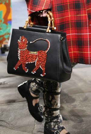 グッチ、史上初ロンドンの世界遺産ウェストミンスター寺院を舞台にショー【17年クルーズ】